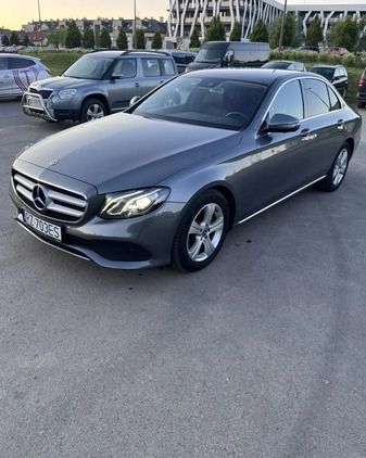 Mercedes-Benz Klasa E cena 82999 przebieg: 363000, rok produkcji 2018 z Rzeszów małe 704